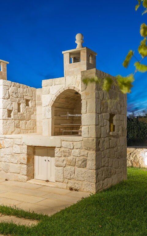 Villa Icaria: Building Exterior, Garden, Outdoor
