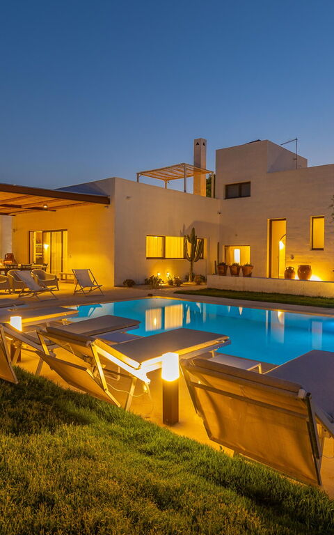 Villa Perla del Mare: Building Exterior, Outdoor, Pool