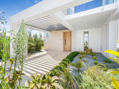 Azure Seaview- Garnet Villa