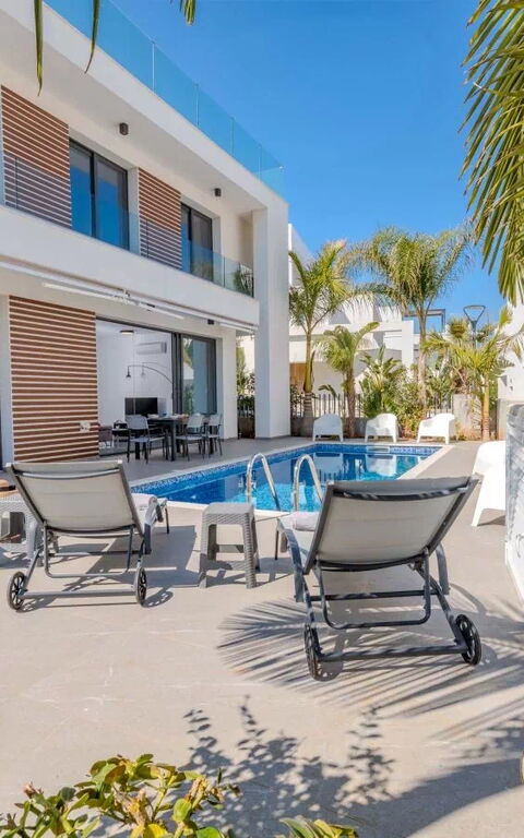 By the Beach - Aura Villa: Building Exterior, Outdoor, Pool