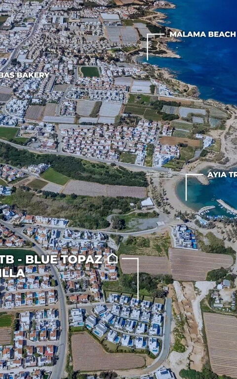 By the Beach - Blue Topaz Villa: Scenic View