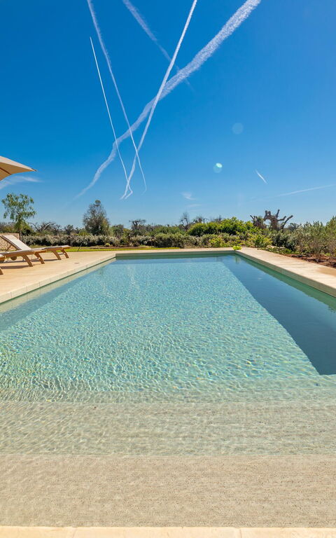 Villa del Cedro: Building Exterior, Outdoor, Pool