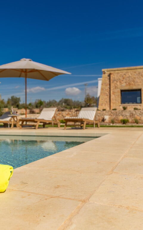 Villa del Cedro: Building Exterior, Outdoor, Pool