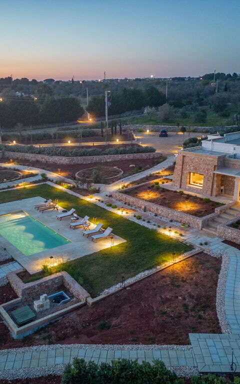 Villa del Cedro: Building Exterior, Outdoor, Pool, Scenic View