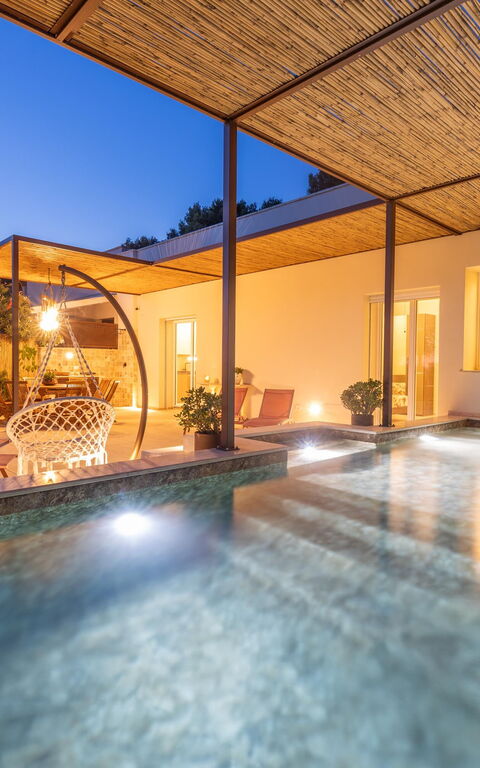 Essenza di Pace: Building Exterior, Outdoor, Pool
