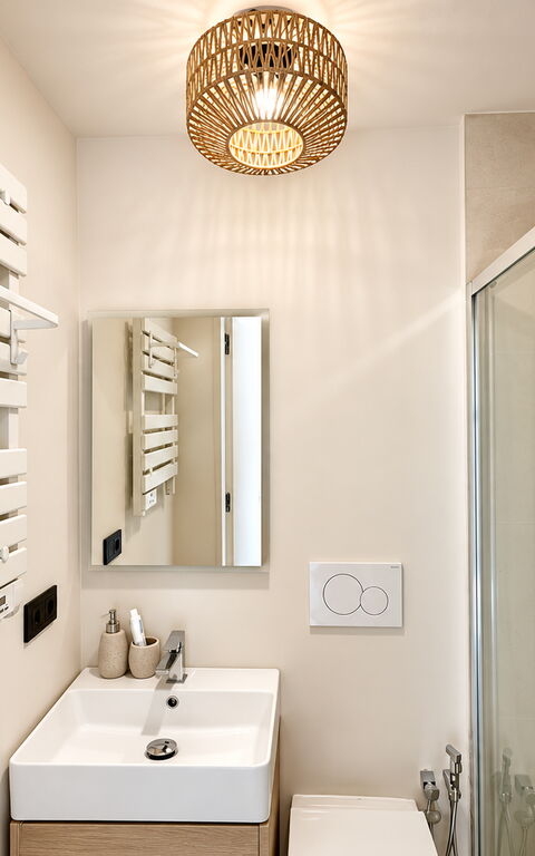 Roc Villa: Bathroom