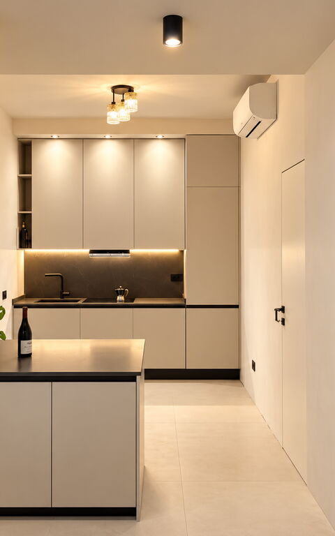 Roc Villa: Kitchen