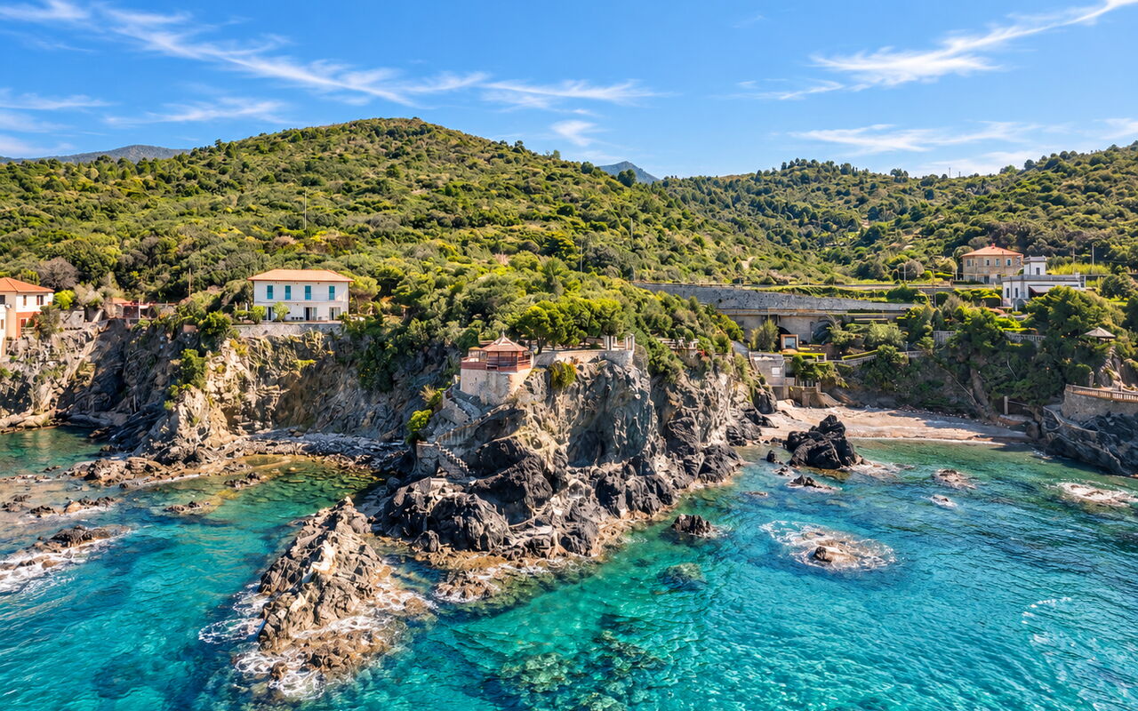 Roc Villa: Scenic View