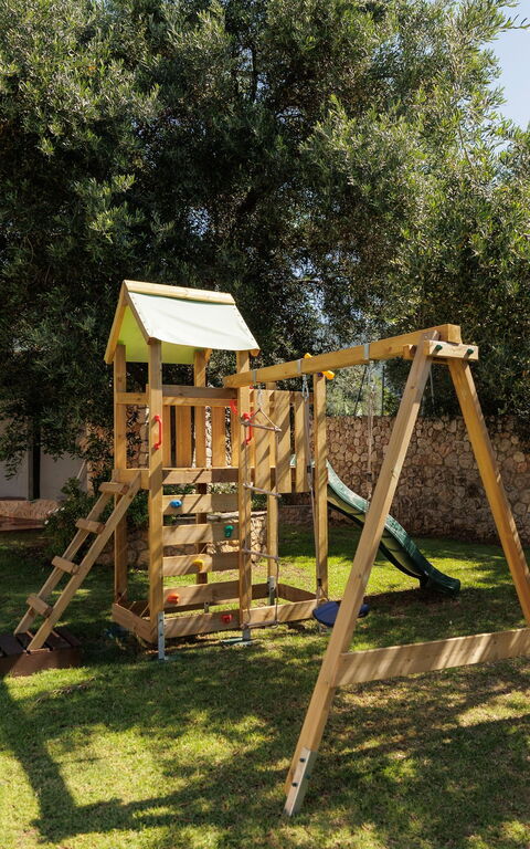 Villa Kastraki: Building Exterior, Garden, Outdoor