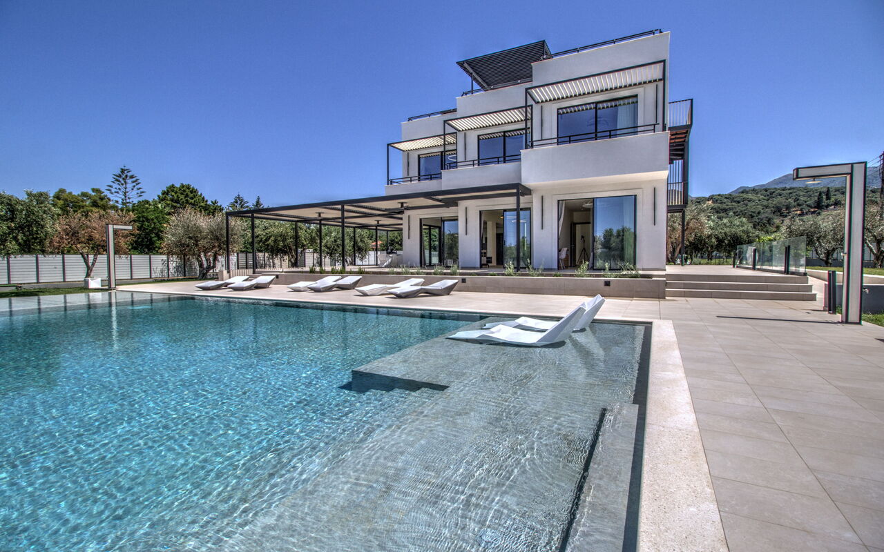 Villa Watanave: Building Exterior, Outdoor, Pool, Spring, Summer