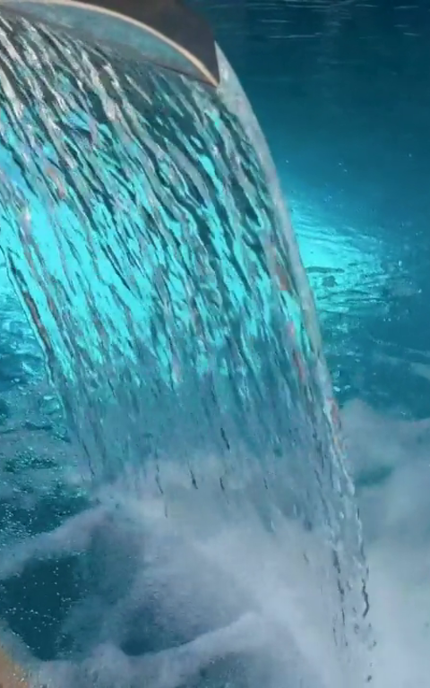 Villas with Heated Pools 